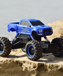 Alternative view of 1:12 RC Car Rock Crawler