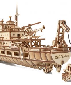 Alternative view of Ocean explorer yacht