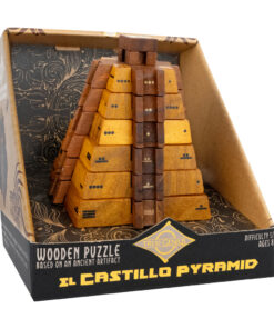 Alternative view of Castillo Pyramid